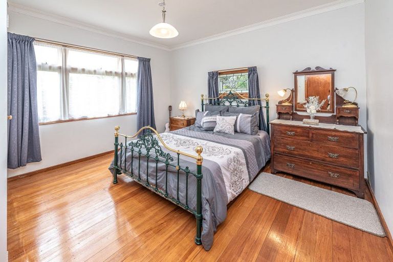 Photo of property in 5 Tregarth Street, Saint Johns Hill, Whanganui, 4501