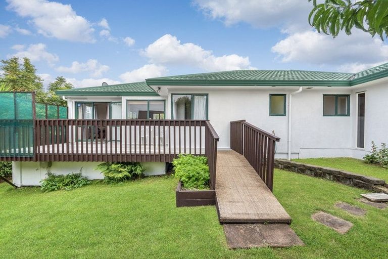 Photo of property in 3 Tokay Place, Huapai, Kumeu, 0810