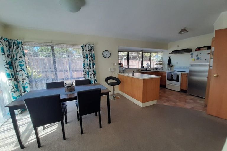 Photo of property in 1/133 Whitford Road, Somerville, Auckland, 2014