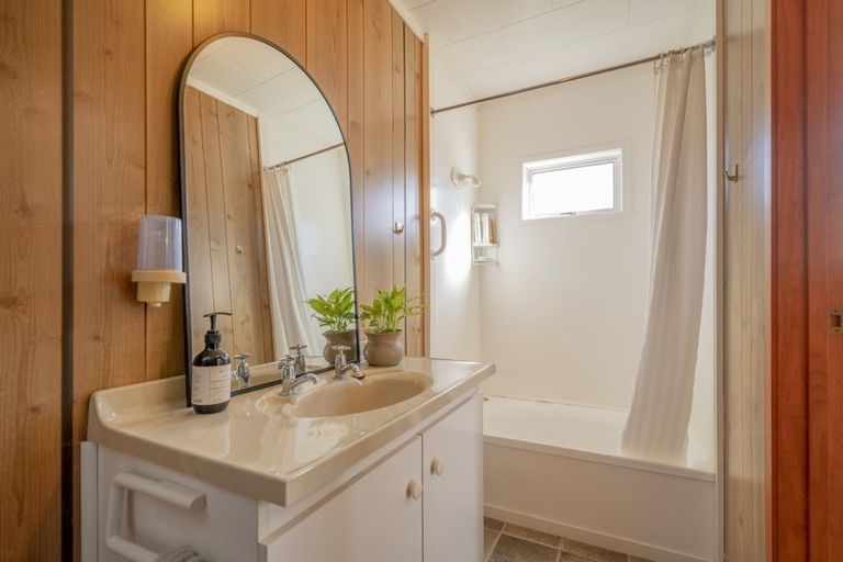 Photo of property in 52 Captain Cook Road, Cooks Beach, Whitianga, 3591