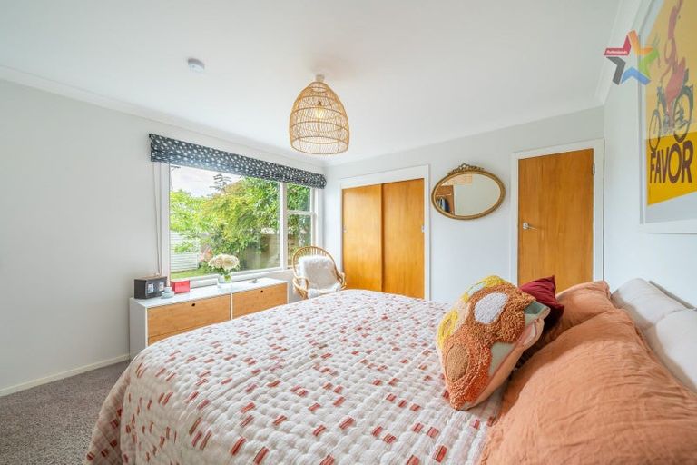 Photo of property in 59 Oroua Street, Eastbourne, Lower Hutt, 5013