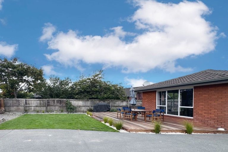 Photo of property in 9 Heriott Close, Burwood, Christchurch, 8083