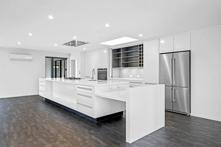 Photo of property in 59 Mokihi Gardens, Hillmorton, Christchurch, 8024