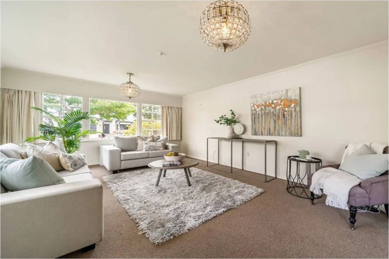 Photo of property in 1/23 Saint Columbans Grove, Boulcott, Lower Hutt, 5010