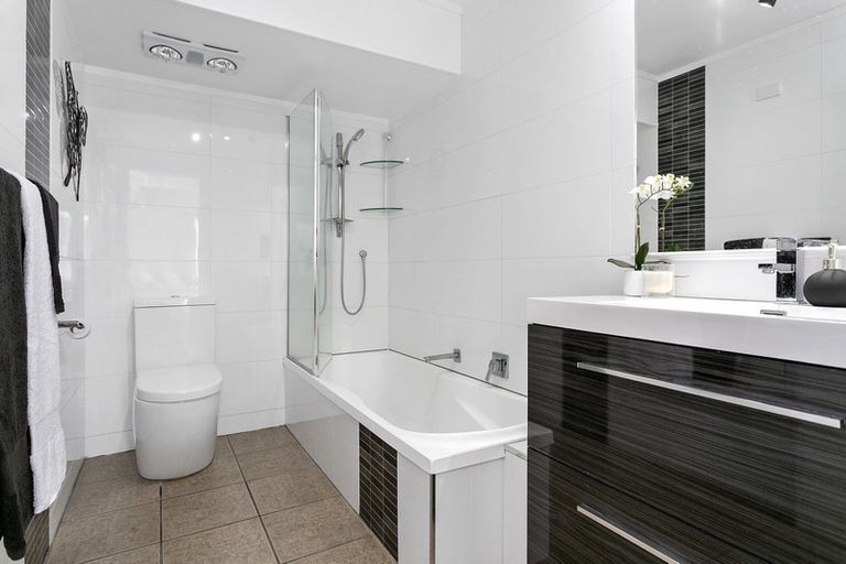 Photo of property in 6 Fletcher Place, Leamington, Cambridge, 3432