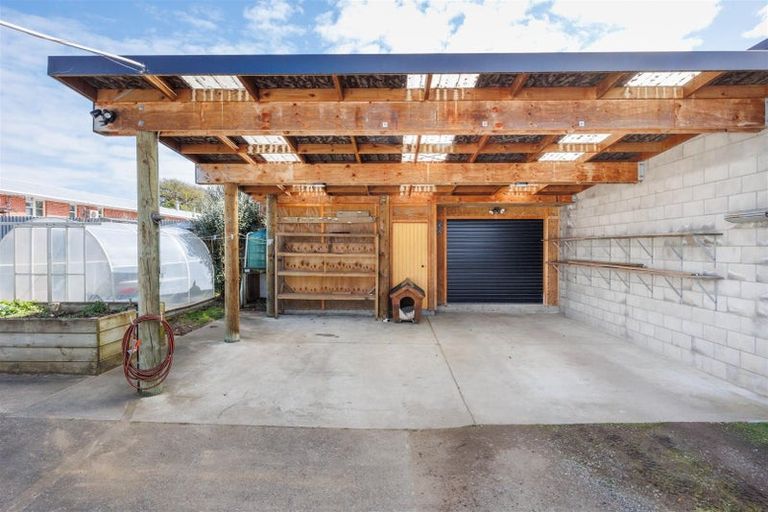 Photo of property in 10 William Street, Marton, 4710