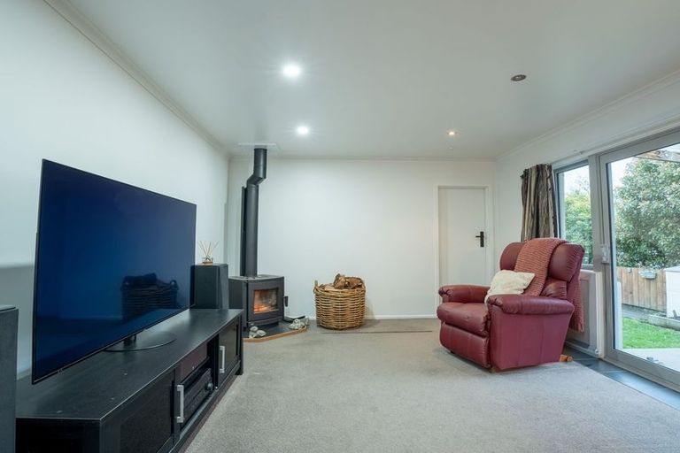 Photo of property in 37a Kinmont Crescent, Kinmont Park, Mosgiel, 9024