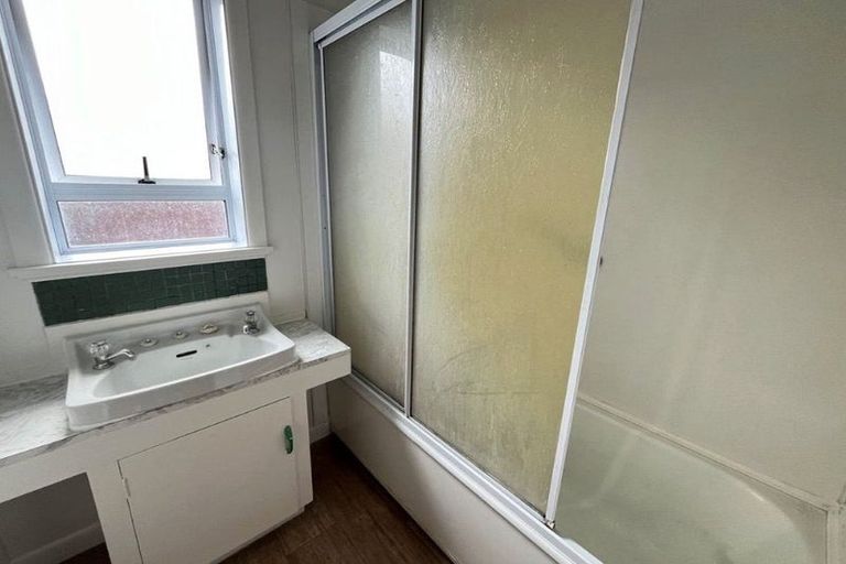 Photo of property in 11 Allen Avenue, Papatoetoe, Auckland, 2025