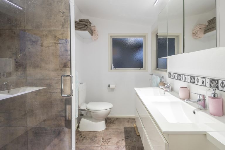 Photo of property in 6b Longwood Lane, Otumoetai, Tauranga, 3110