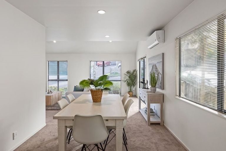 Photo of property in 2/62a Lynden Avenue, Hillcrest, Auckland, 0627