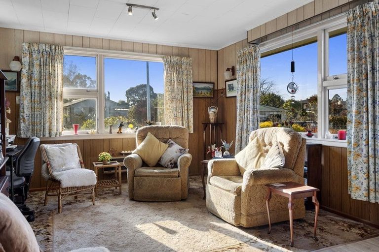 Photo of property in 25 Geddis Street, Rangiora, 7400