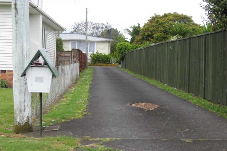 Photo of property in 5a Wallace Road, Mangere Bridge, Auckland, 2022