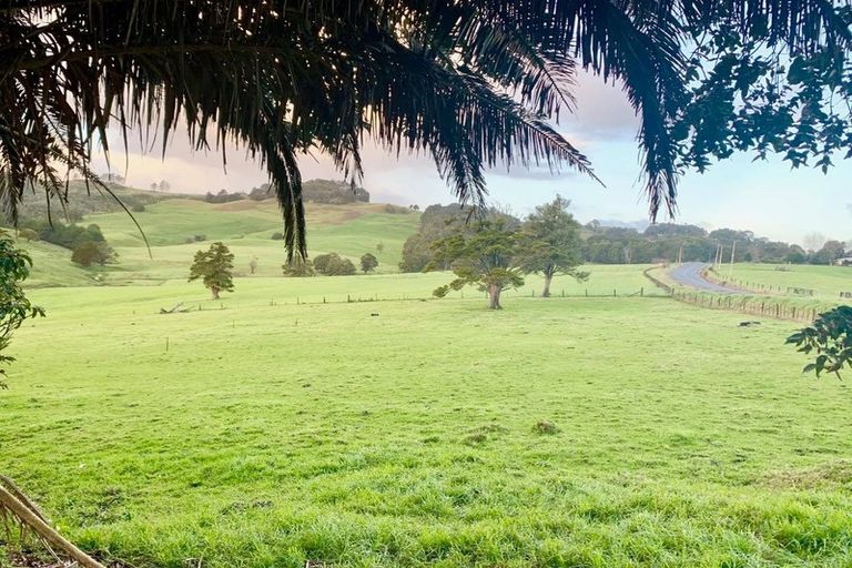 Photo of property in 215 Taipuha Road, Waiotira, 0193