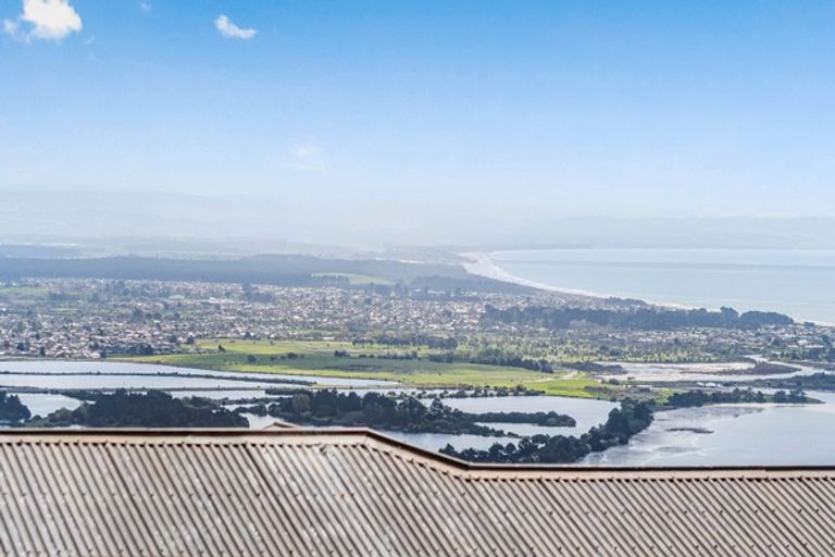 Photo of property in 286 Mount Pleasant Road, Mount Pleasant, Christchurch, 8081