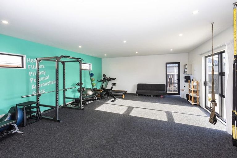 Photo of property in 2/32 Burwood Road, Burwood, Christchurch, 8083