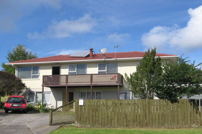 Photo of property in 2 Andelko Place, Henderson, Auckland, 0612