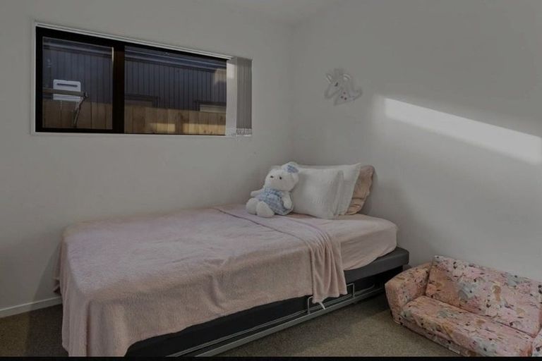 Photo of property in 63 Black Beech Crescent, Takanini, 2110
