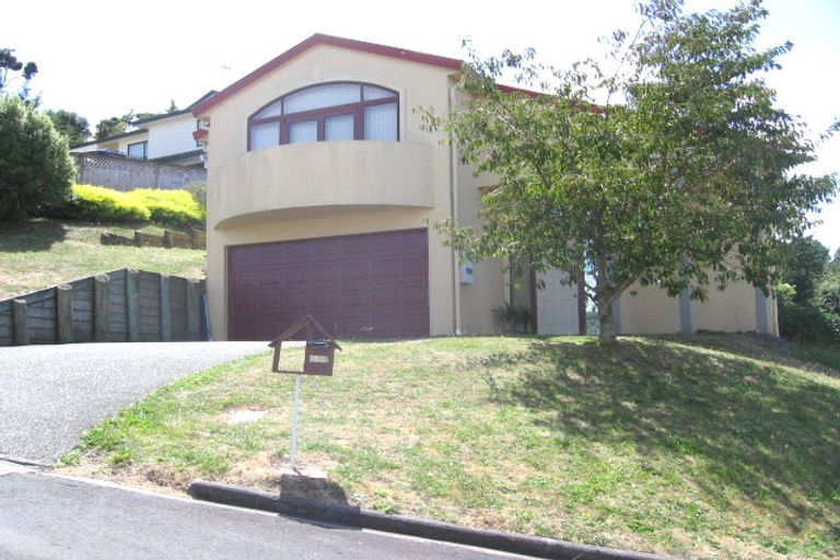 Photo of property in 2/43 Noeleen Street, Glenfield, Auckland, 0629