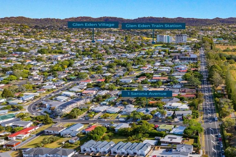 Photo of property in 1 Sarona Avenue, Glen Eden, Auckland, 0602