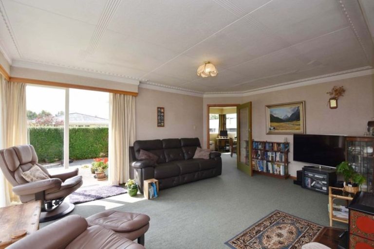 Photo of property in 38 Kirkoswald Street, Wallacetown, 9816