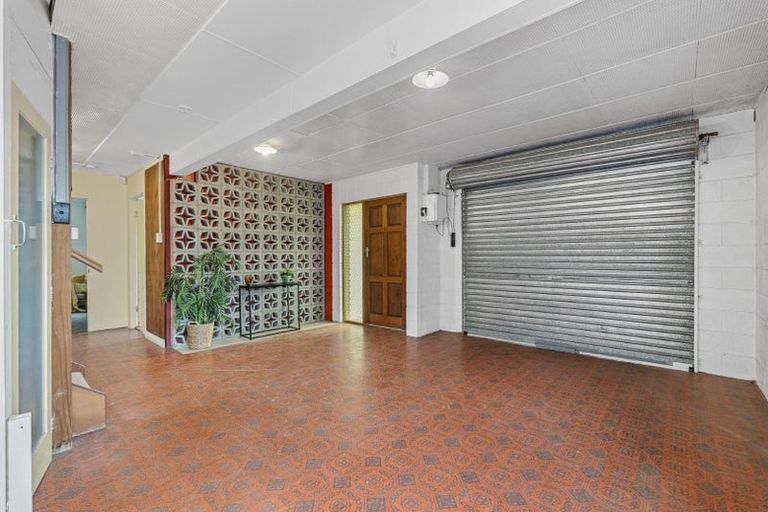 Photo of property in 69 Belt Road, New Plymouth, 4310