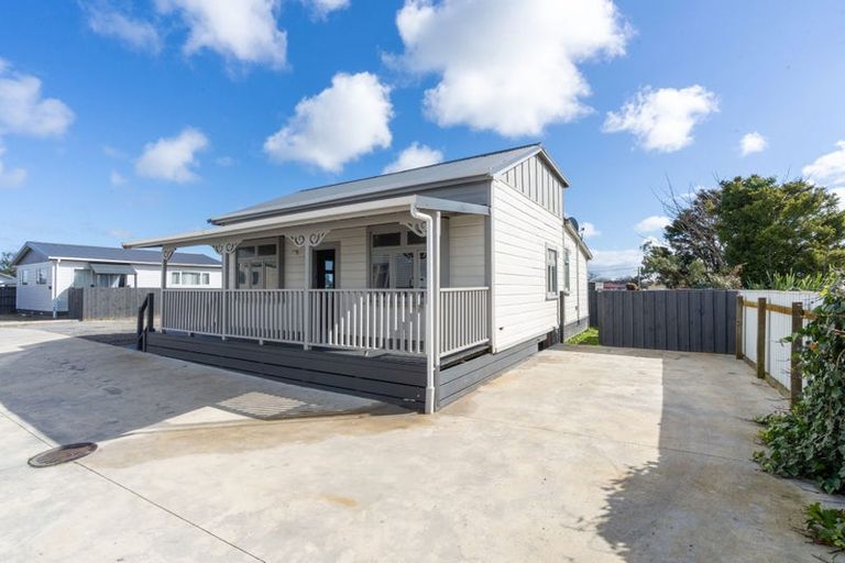 Photo of property in 21 Beatty Street, Levin, 5510