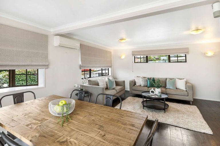 Photo of property in 5 Rangeview Place, Feilding, 4702