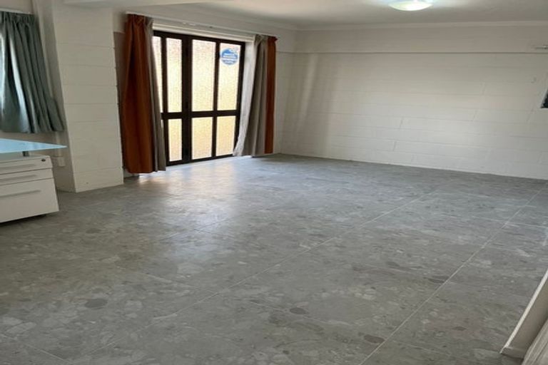 Photo of property in 31 Marriott Road, Pakuranga, Auckland, 2010