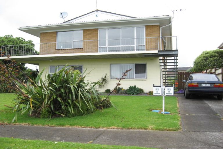Photo of property in 91a Kiwi Esplanade, Mangere Bridge, Auckland, 2022