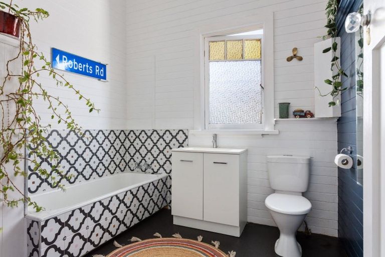 Photo of property in 9 Cheeseman Road, Inner Kaiti, Gisborne, 4010