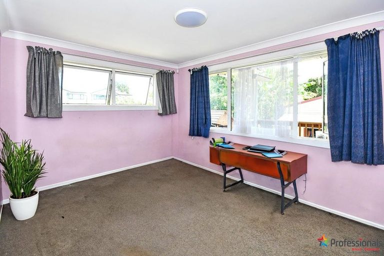 Photo of property in 28 Fairview Road, Papatoetoe, Auckland, 2025