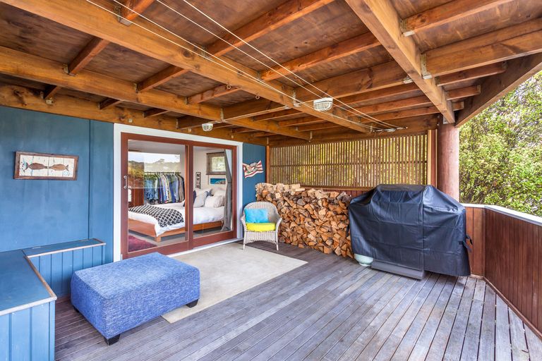 Photo of property in 1164 Huia Road, Huia, Auckland, 0604