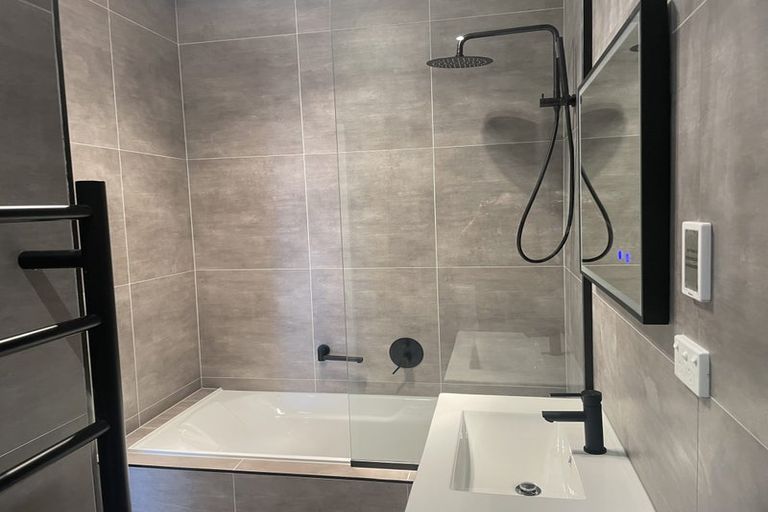 Photo of property in 7 Mata Road, Massey, Auckland, 0614