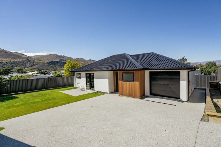 Photo of property in 52a Ray Street, Cromwell, 9310