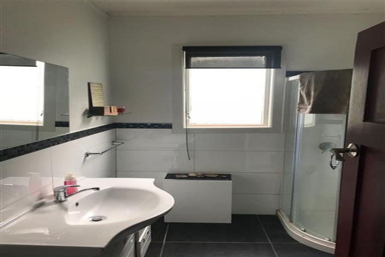 Photo of property in 3 Smale Terrace, Hospital Hill, Napier, 4110