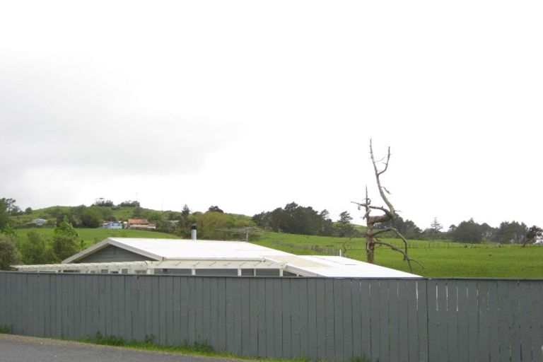 Photo of property in 30 Centennial Park Road, Wellsford, 0900