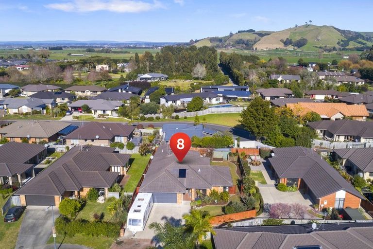 Photo of property in 8 Pat Bishop Place, Papamoa Beach, Papamoa, 3118