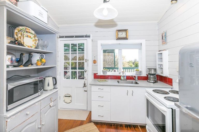 Photo of property in 106 Forest Lake Road, Forest Lake, Hamilton, 3200