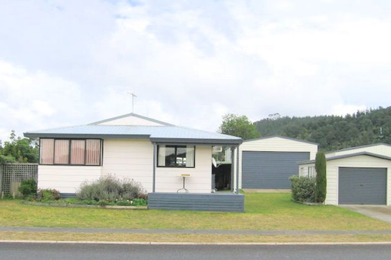 Photo of property in 158 Mayfair Avenue, Whangamata, 3620