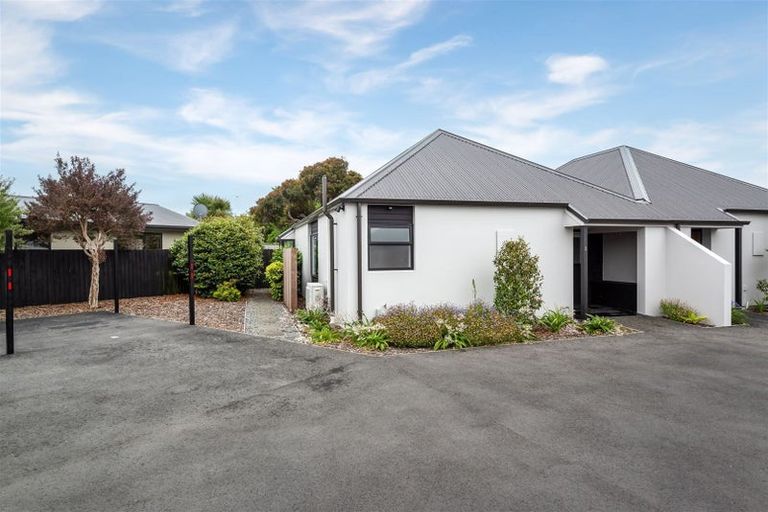 Photo of property in 5/71b Main Road, Redcliffs, Christchurch, 8081
