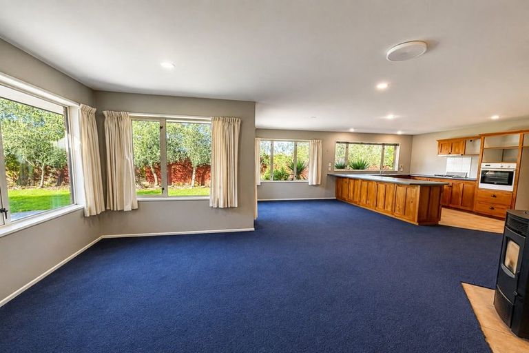Photo of property in 25 Broadhaven Avenue, Parklands, Christchurch, 8083