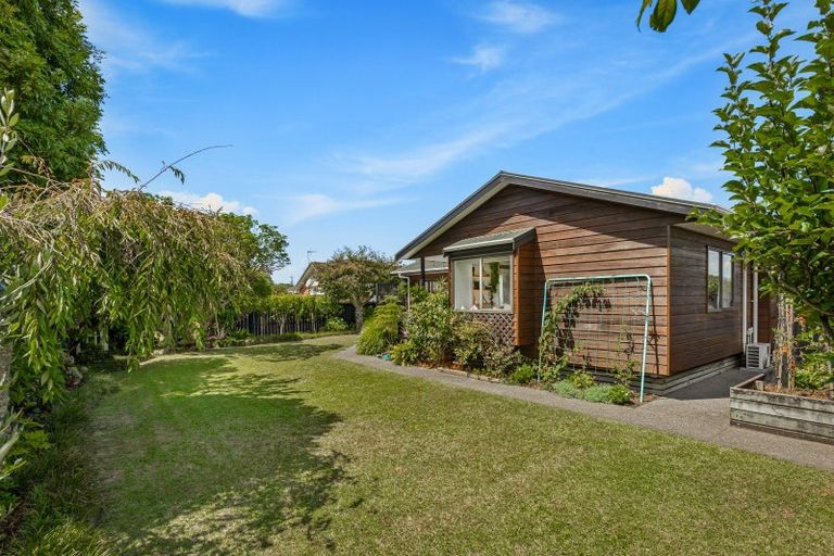 Photo of property in 31 Crampton Court, Orewa, 0931