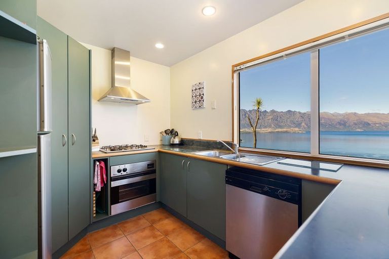 Photo of property in 14a Von Place, Fernhill, Queenstown, 9300