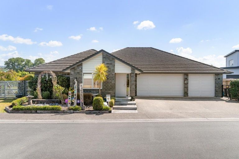 Photo of property in 42 Double Bay Road, Pyes Pa, Tauranga, 3112