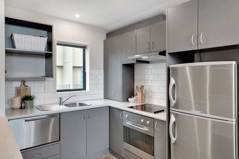 Photo of property in 5/450 Barbadoes Street, Edgeware, Christchurch, 8013