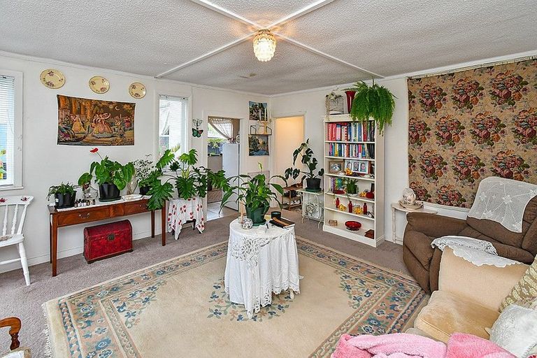 Photo of property in 4/170 Great South Road, Drury, 2113