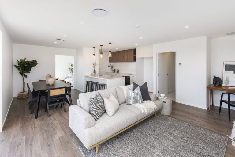 Photo of property in 104 Skibbereen Drive, Halswell, 8025