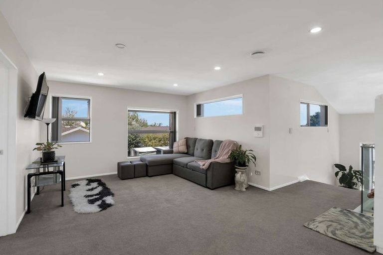 Photo of property in 114b Everglade Drive, Totara Heights, Auckland, 2105