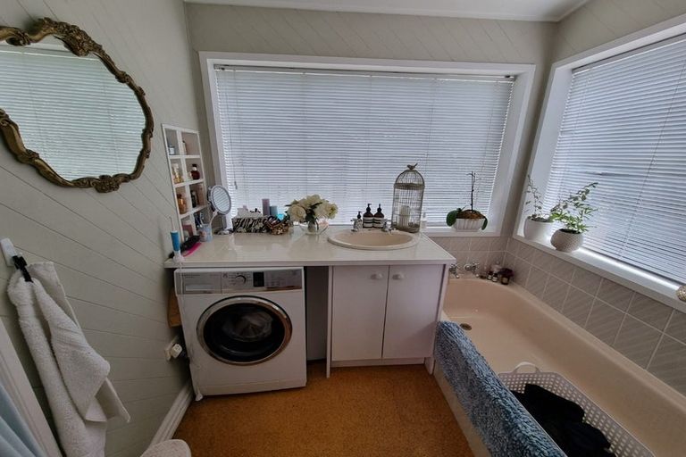 Photo of property in 8 Saint Mary Street, Thorndon, Wellington, 6011