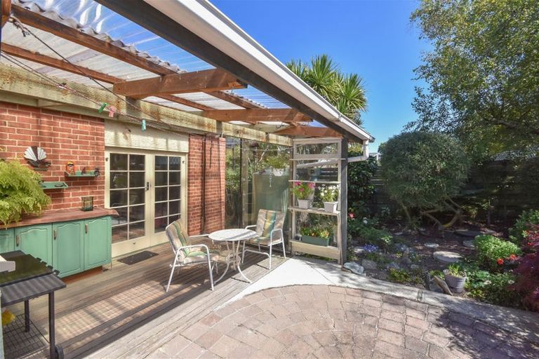 Photo of property in 71 Moana Crescent, Musselburgh, Dunedin, 9013